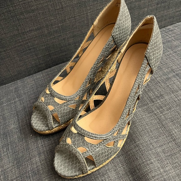 Sexy Snake Print Wedge Shoes Peep Toe High Heel Grey Cut Out 6 Women Sandal New - Picture 3 of 11